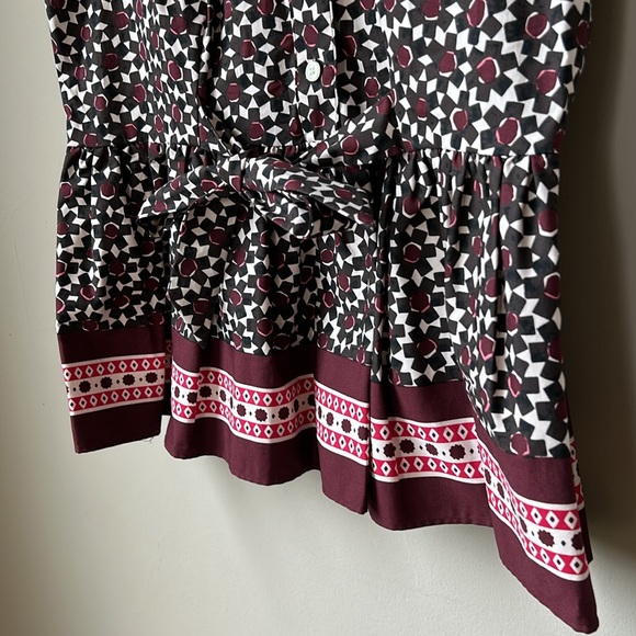 KATE SPADE NWT maroon and pink flower peplum sleeveless top size M - Picture 4 of 7